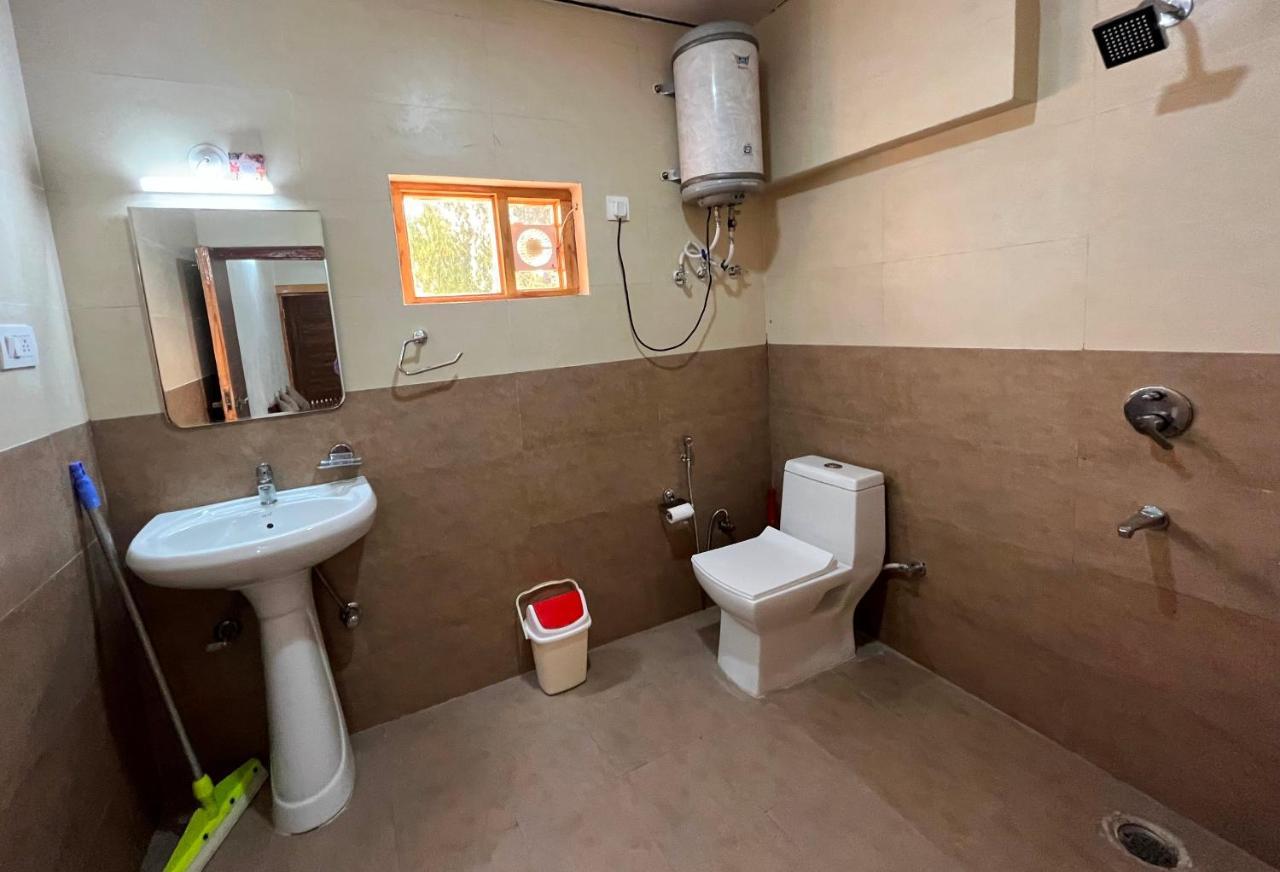 Pops Resort Pālampur Eksteriør bilde