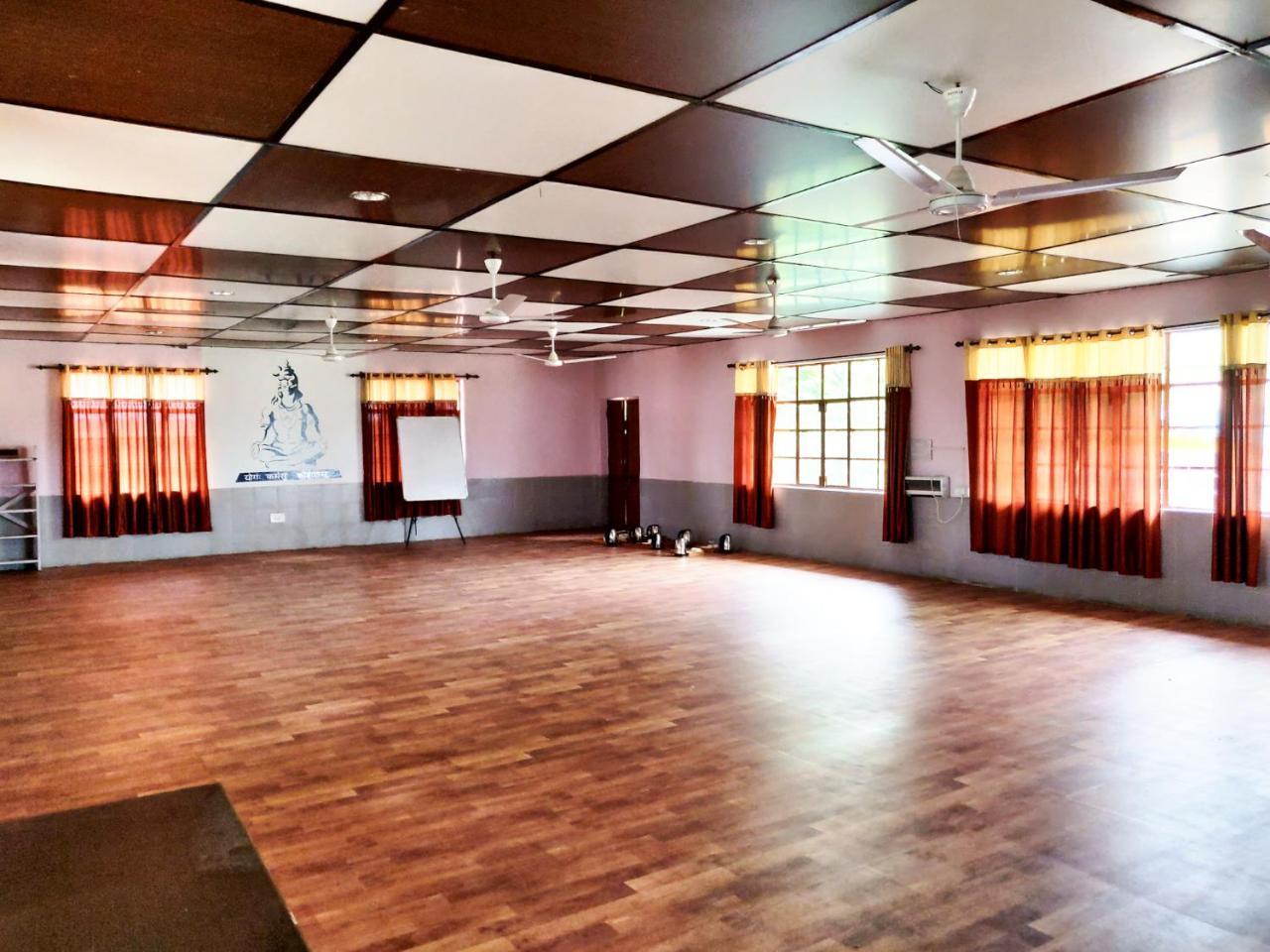 Pops Resort Pālampur Eksteriør bilde