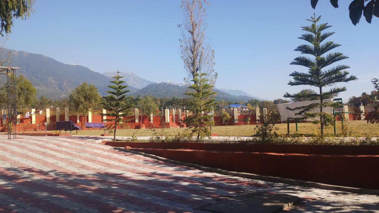 Pops Resort Pālampur Eksteriør bilde